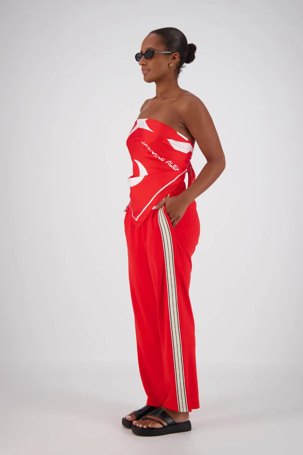 jasmine_alexa_panarea_trackpant_red_2.webp Jasmine Alexa "Panarea Trackpant"- Red Cheap