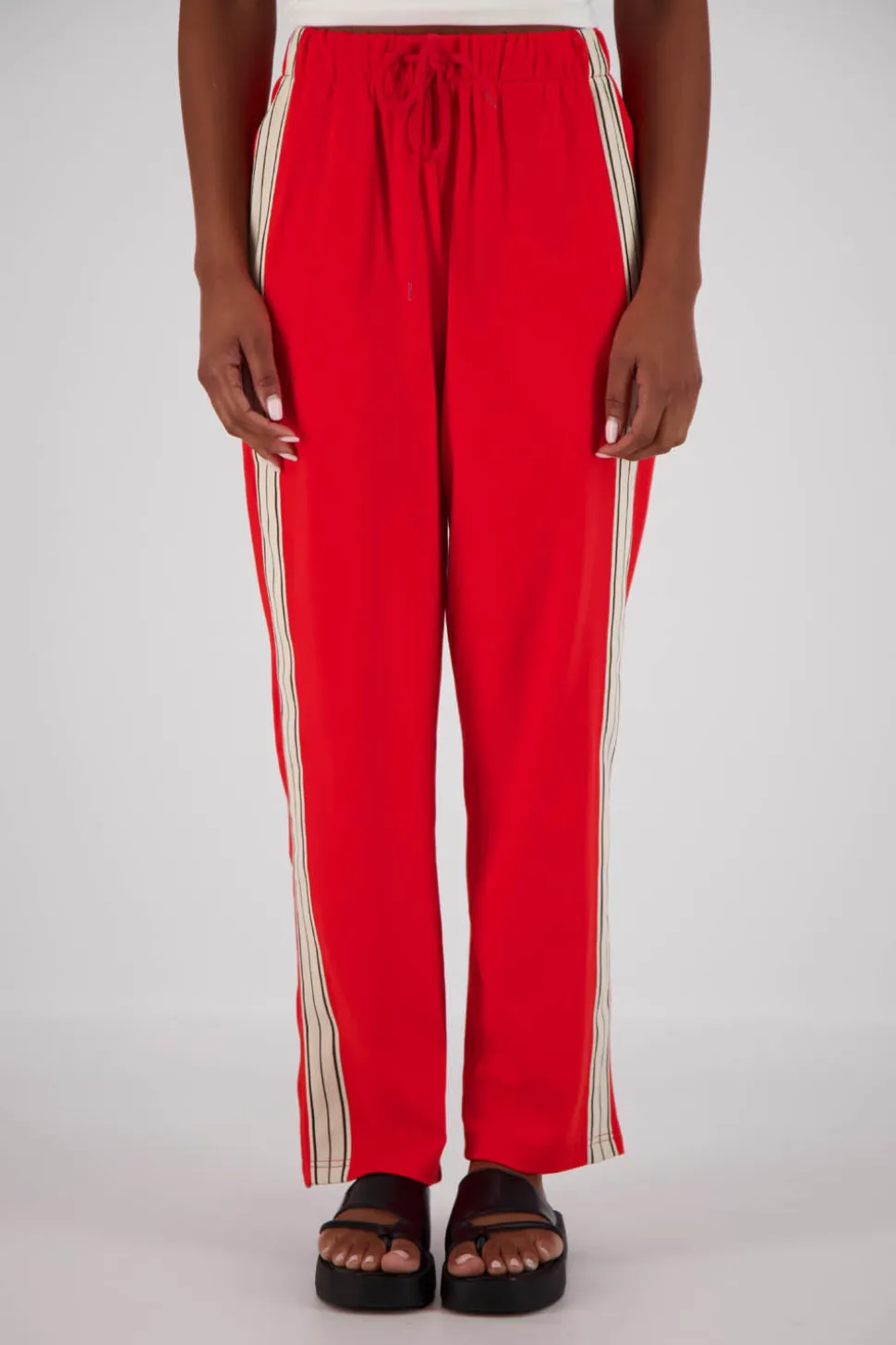 jasmine_alexa_panarea_trackpant_red_6.webp Jasmine Alexa "Panarea Trackpant"- Red Cheap