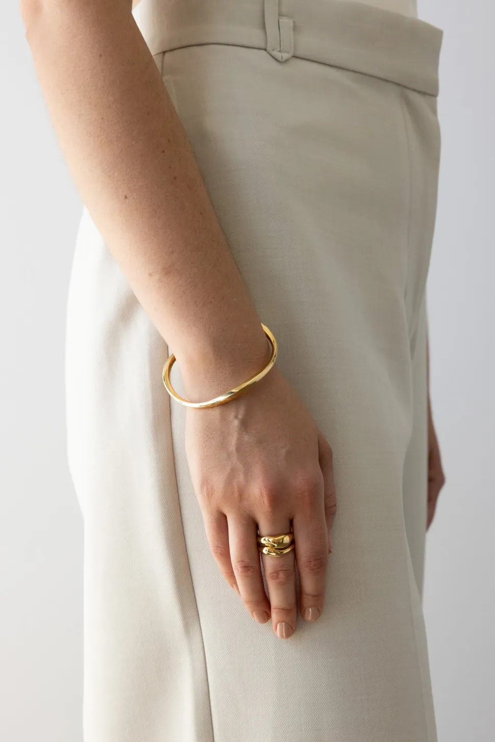 nina_gordon_vague_ring_set__k_vermeil_gold_2.webp Nina Gordon 'Vague Ring Set' - 14K Vermeil Gold Sale